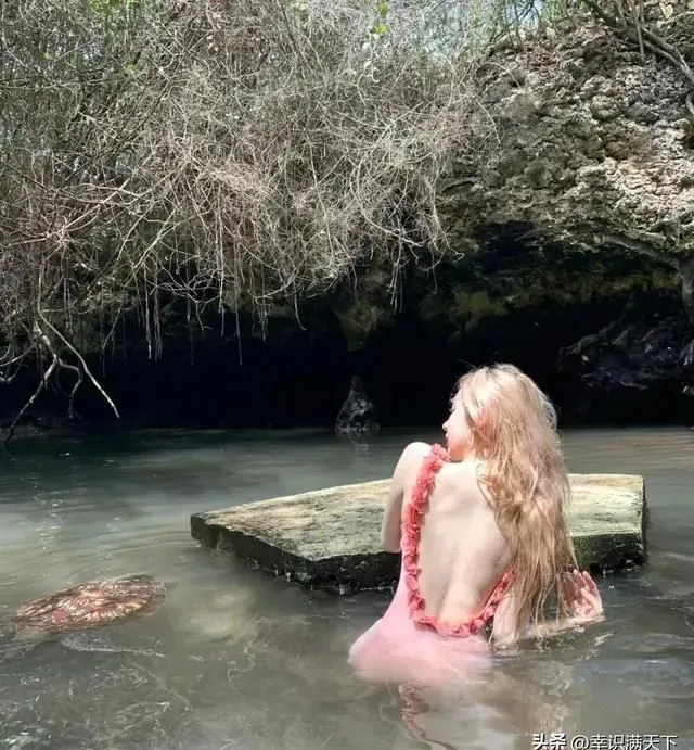和乌龟一起泡温泉～