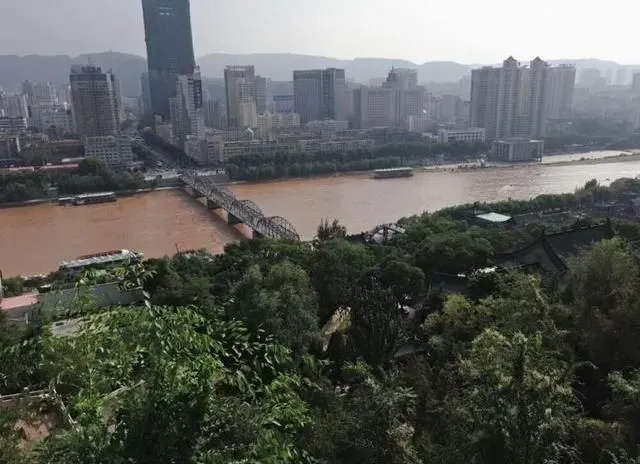 兰州自驾游去哪儿好玩
