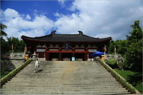 南山寺能用皈依证吗