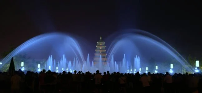 西安大雁塔喷泉时间2020