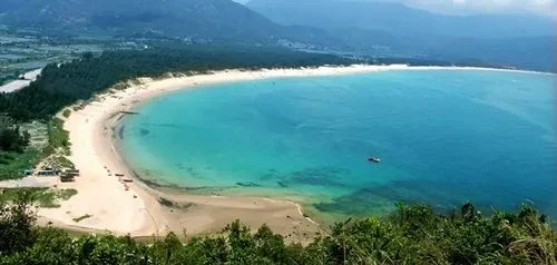 西冲海滩具体项目