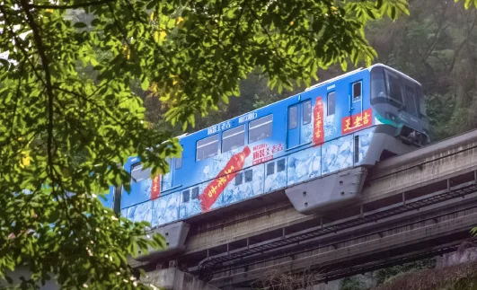 深圳轻轨运行时间几点至几点