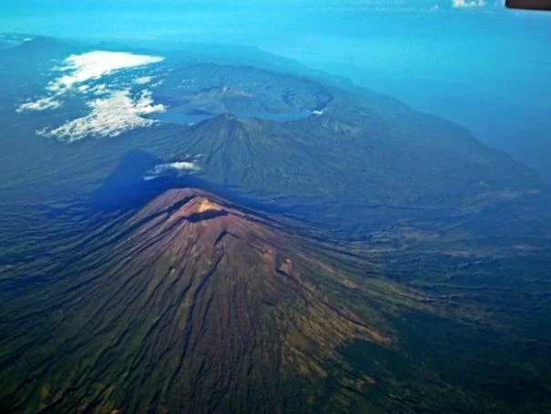 阿贡火山能爬吗