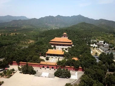 明十三陵哪个陵墓可以参观