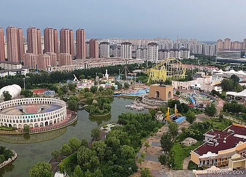 天津旅游景点:凯旋王国主题乐园