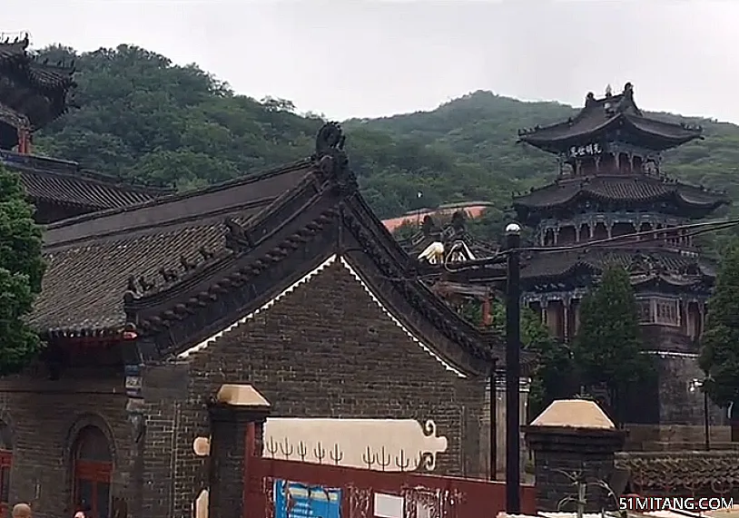 葫芦岛景点:圣水泉寺