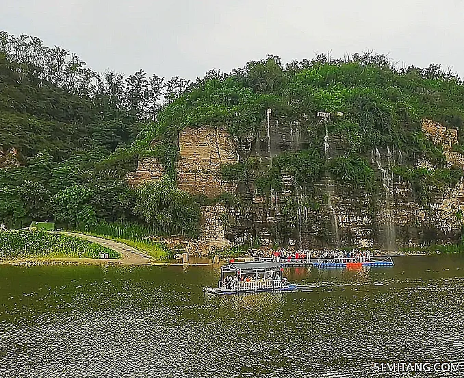 辽阳景点:太子岛瀑布
