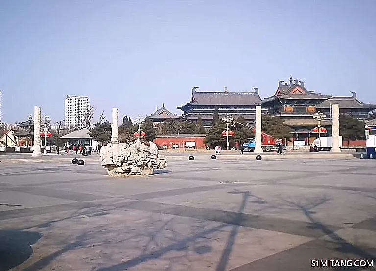 辽阳景点:中华广场