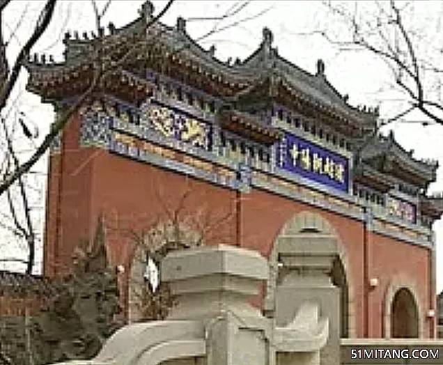 沈阳景点:猪踪朝阳寺