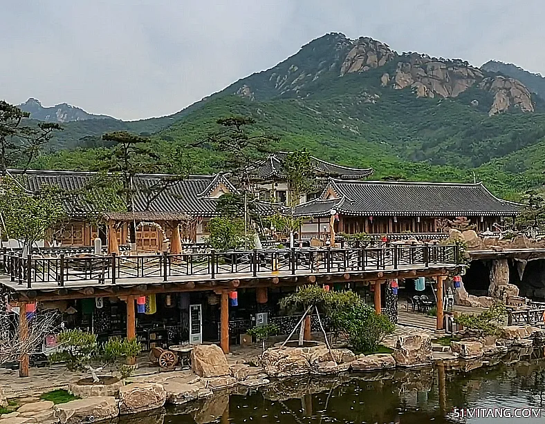 鞍山景点:涌泉池庄园