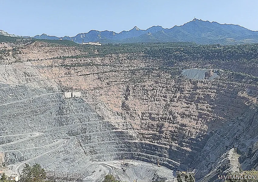 鞍山景点:大孤山铁矿景区