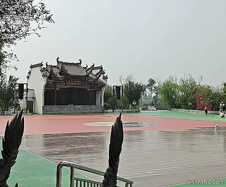 天津旅游景点:紫御园古戏台