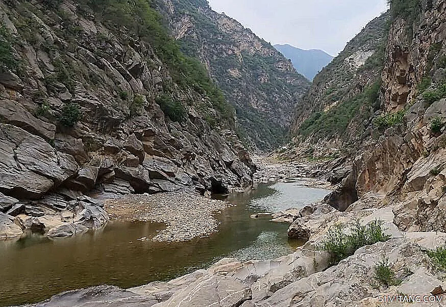 咸阳景点:泾河大峡谷