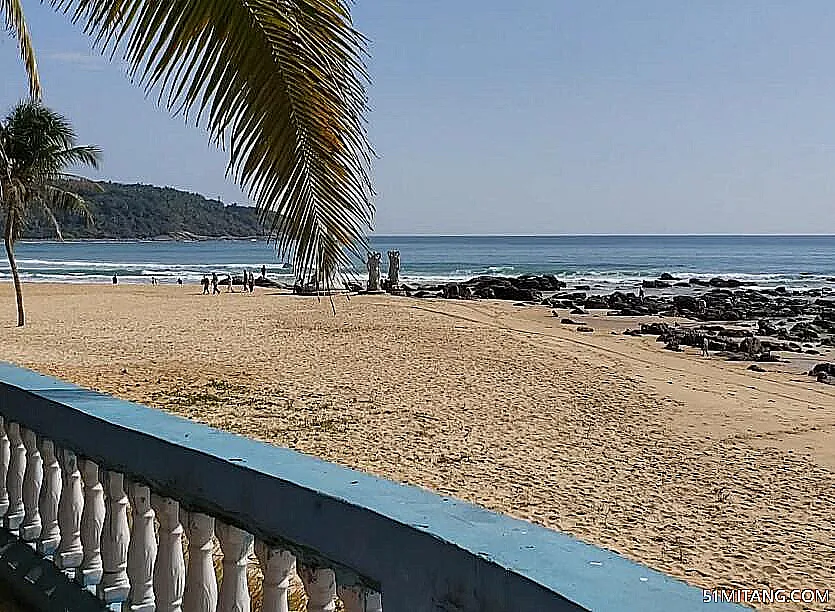 海南旅游景点:海南日月湾