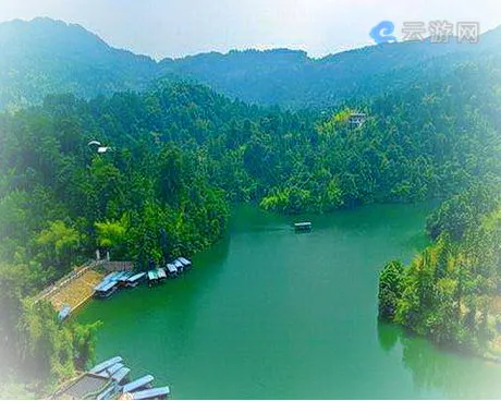 璧山青龙湖风景区