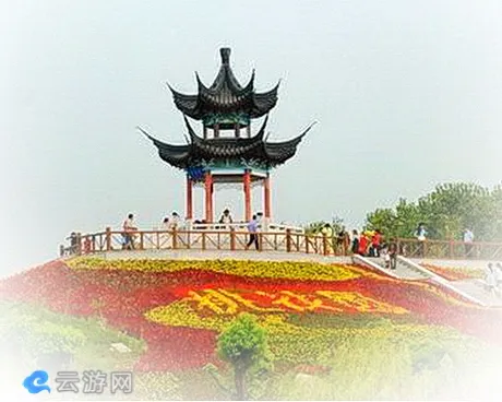 龙冈桃花园