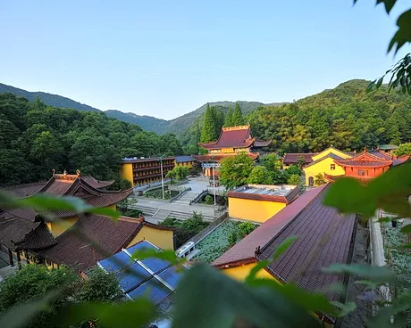 杭州富阳天钟山景区