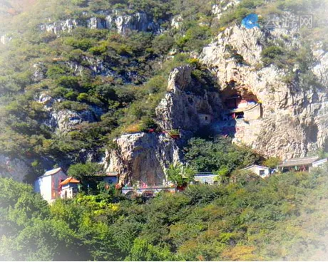 阳曲洪峗山风景区