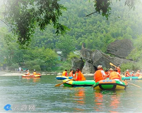 石台怪潭漂流景区