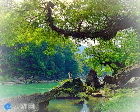 石台怪潭漂流景区