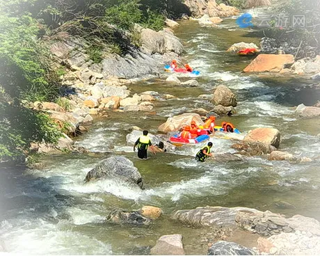 罗田大别山峡谷漂流