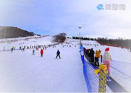 沈阳怪坡国际滑雪场