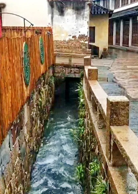 苏州吴中东山西街响水涧