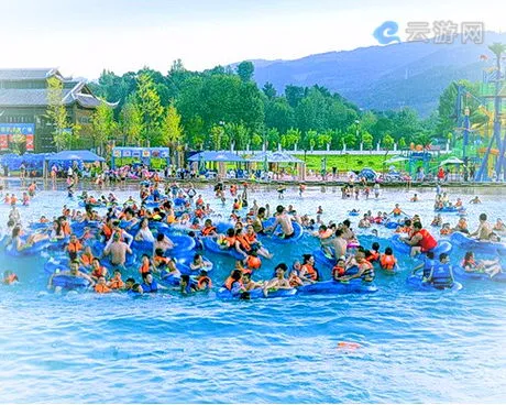 黔江毕兹卡水乐园