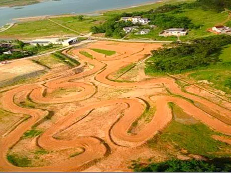 仪征红山体育公园