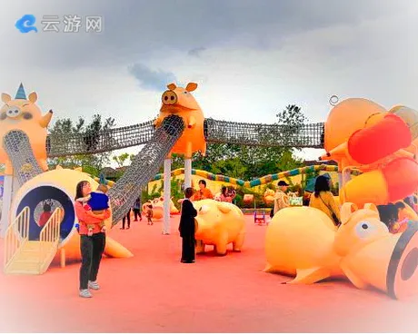 海盐猪猪星球乐园