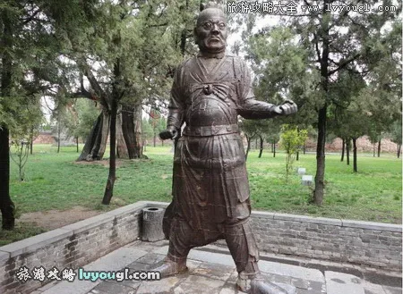 中岳庙的宋代大铁人