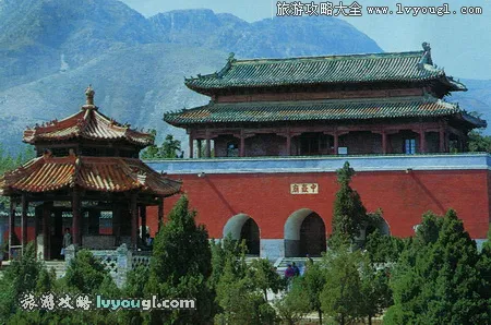 嵩山中岳庙