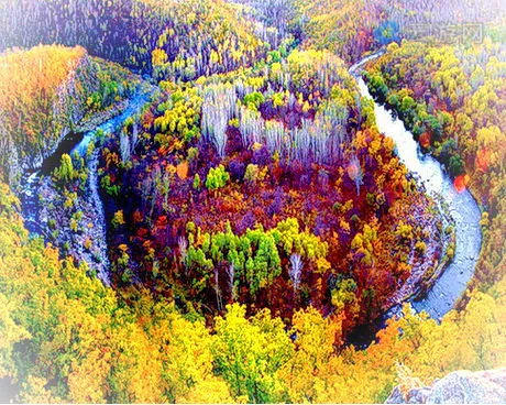 黑河锦河大峡谷景区