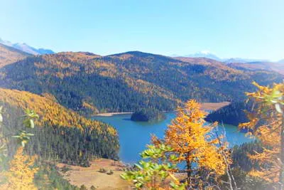 湟中莲花湖景区