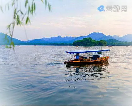 杭州西湖游船