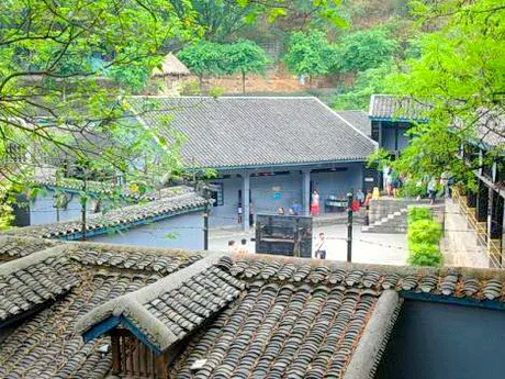 重庆沙坪坝乐歌山渣滓洞