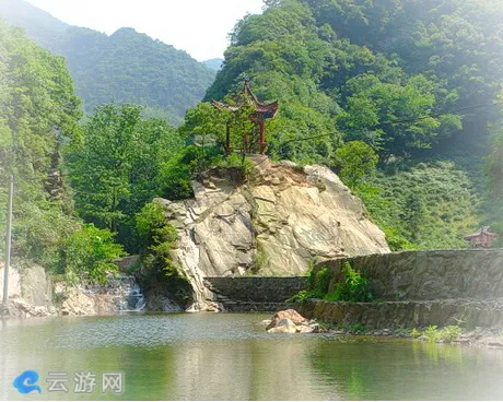 六安东石笋风景区