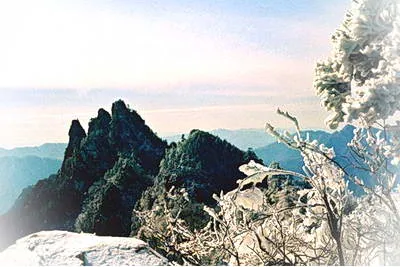 老界岭神女峰