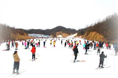 老界岭滑雪场