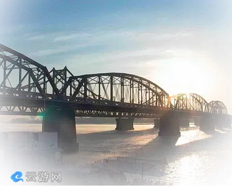 丹东鸭绿江大桥